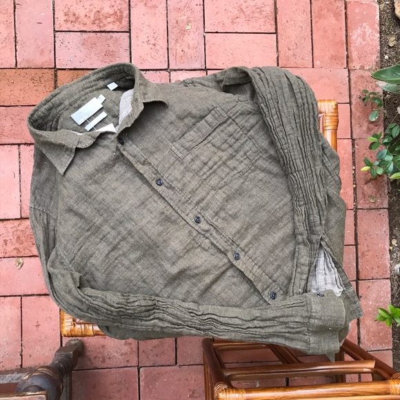 VINCE Slubby Textural Collared Button Down Shirt w/ Crinkle Sleeves Sz M - Picture 4 of 5